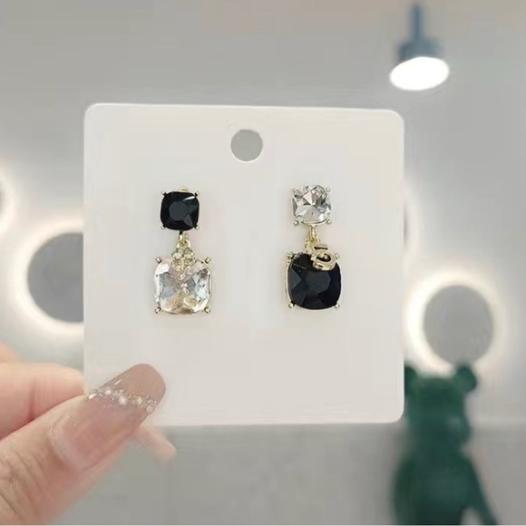 Crystal Number 5 Gold Drop Mismatched Earrings - Picture 6 of 16